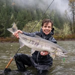 Meet your Posher, Avery